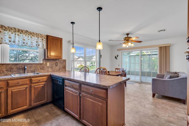 Dining room, Interior, Kitchen, Pendant Lights