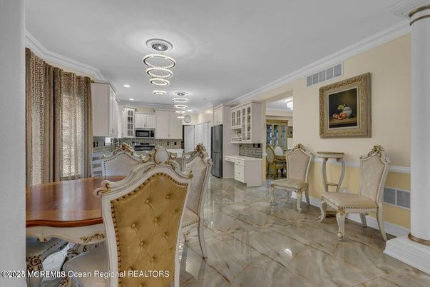 Dining room, Interior, Kitchen, Marble, Recessed Lighting