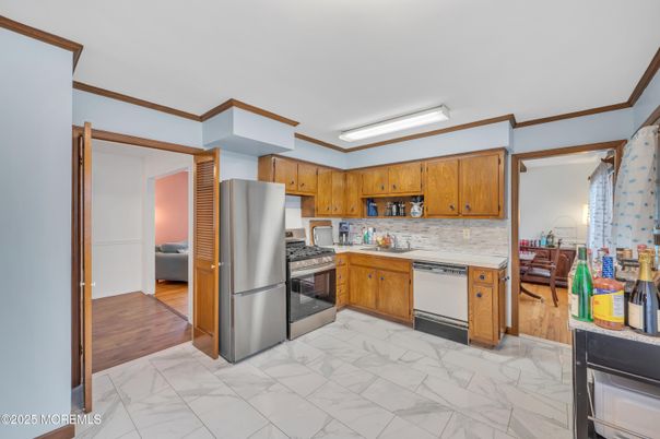 Interior, Kitchen, Marble, Stainless Steel Appliances, Wood Texture Flooring