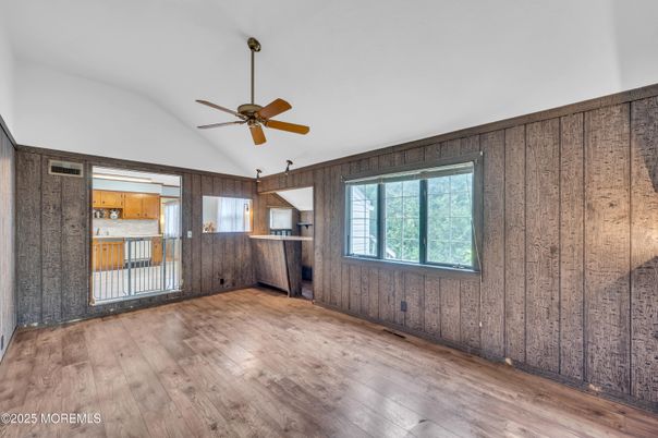 Empty room, Interior, Wood Texture Flooring, Wooden Walls