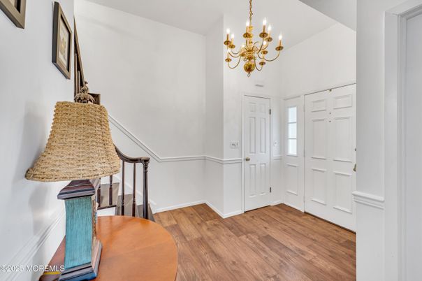 Chandelier, Interior, Wood Texture Flooring