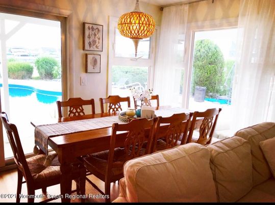 Dining room, Interior, Pendant Lights