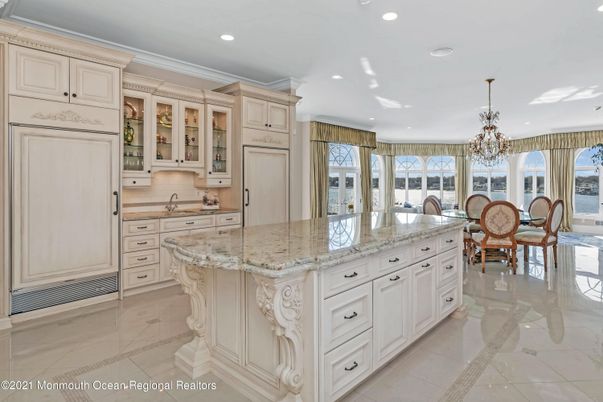 Chandelier, Dining room, Interior, Kitchen, Recessed Lighting