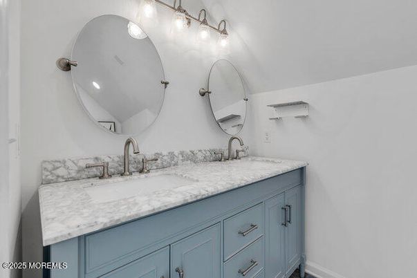 Bathroom, Dual Sink Vanities, Interior
