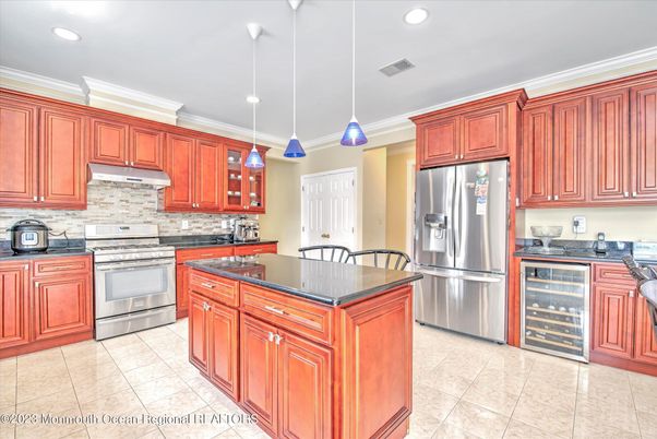 Interior, Kitchen, Pendant Lights, Recessed Lighting, Stainless Steel Appliances