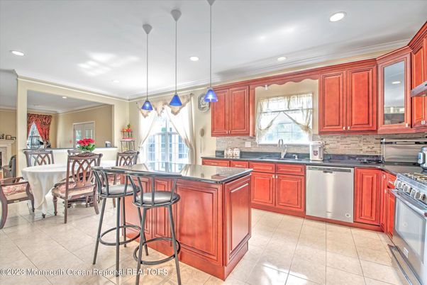 Interior, Kitchen, Pendant Lights, Recessed Lighting, Stainless Steel Appliances