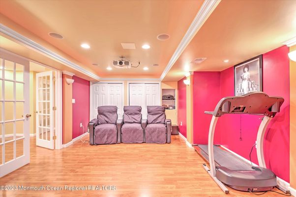 Bedroom, Fitness Equipment, Interior, Recessed Lighting, Wood Texture Flooring