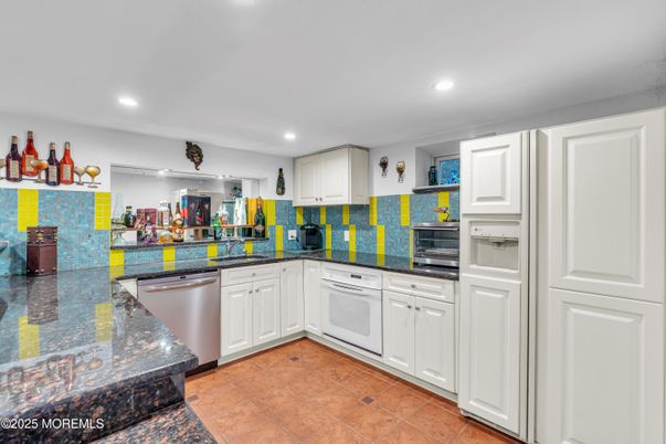 Interior, Kitchen, Recessed Lighting