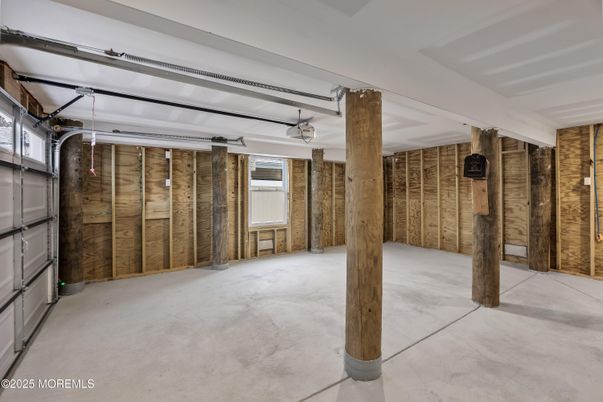 Garage, Interior, Wooden Walls