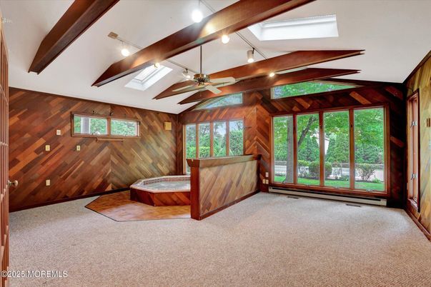 Hot Tub, Interior, Wooden Beams, Wooden Walls