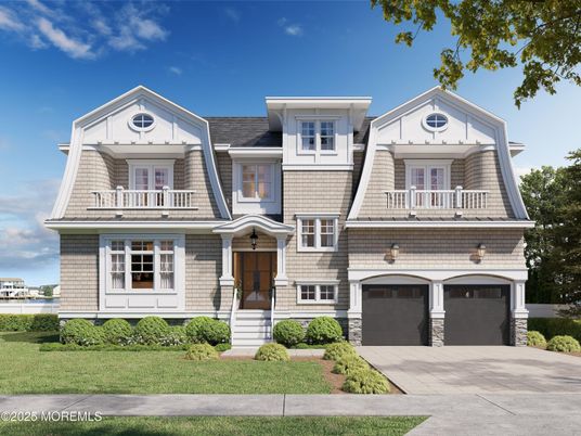 Attached, Exterior, Facade, Queen Anne Victorian