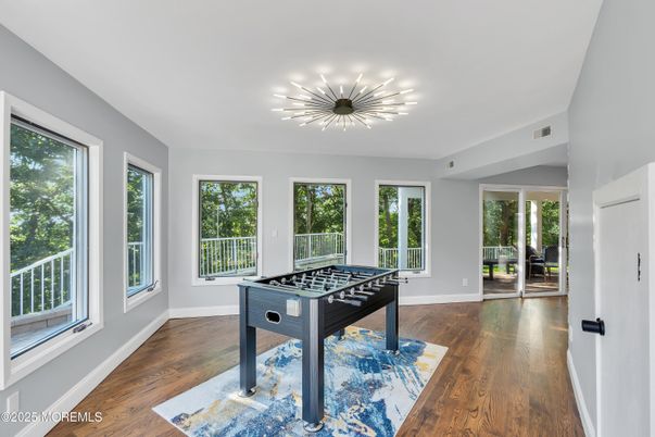 Game Room, Interior, Wood Texture Flooring