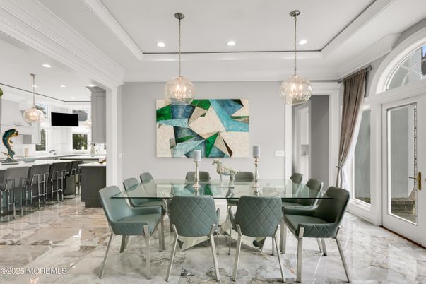 Dining room, Interior, Kitchen, Marble, Pendant Lights, Recessed Lighting
