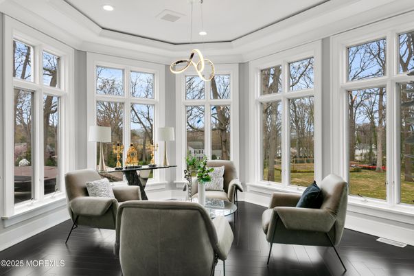 Interior, Living room, Pendant Lights, Recessed Lighting, Wood Texture Flooring