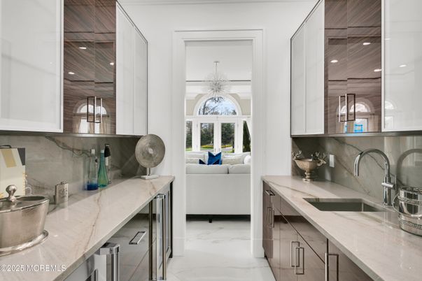 Interior, Kitchen, Living room, Marble, Recessed Lighting