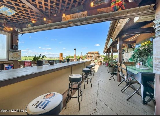 Exterior, Wood Texture Flooring
