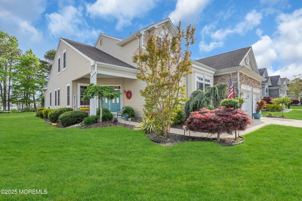 Attached, Exterior, Facade, Brick Facade, Farmhouse