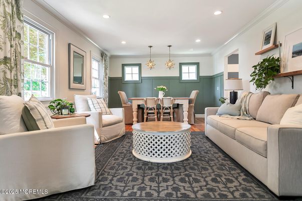 Dining room, Interior, Living room, Pendant Lights, Recessed Lighting, Wood Texture Flooring