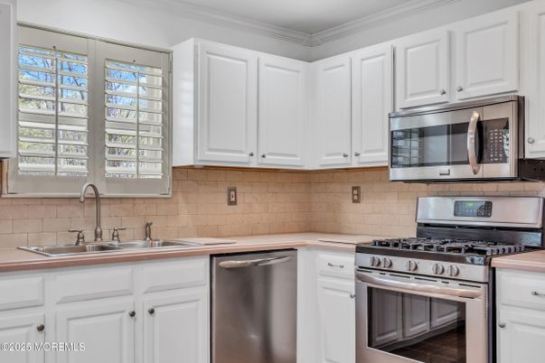 Interior, Kitchen, Stainless Steel Appliances