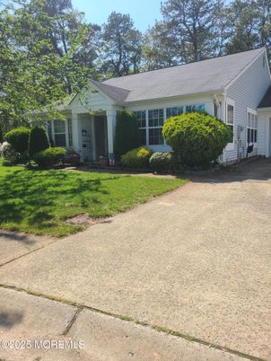 Backyard, Exterior, Facade, Ranch