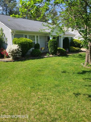 Backyard, Exterior, Facade, Ranch