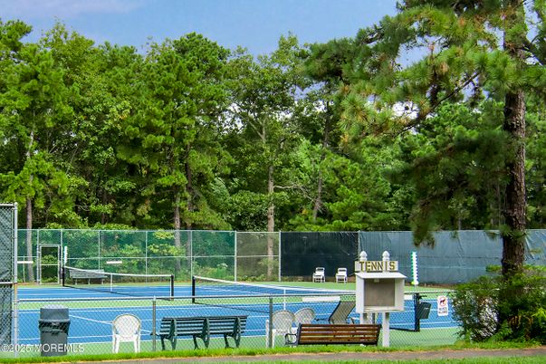 Exterior, Tennis Courts