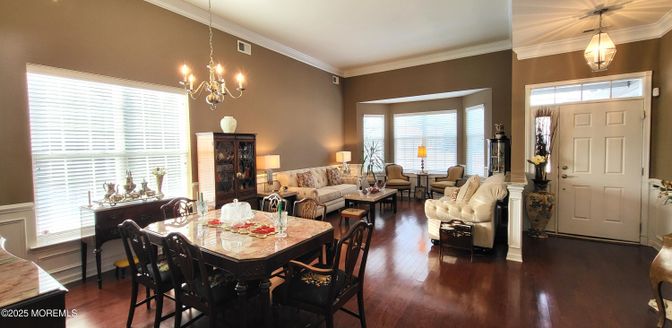 Chandelier, Dining room, Interior, Living room, Pendant Lights, Wood Texture Flooring