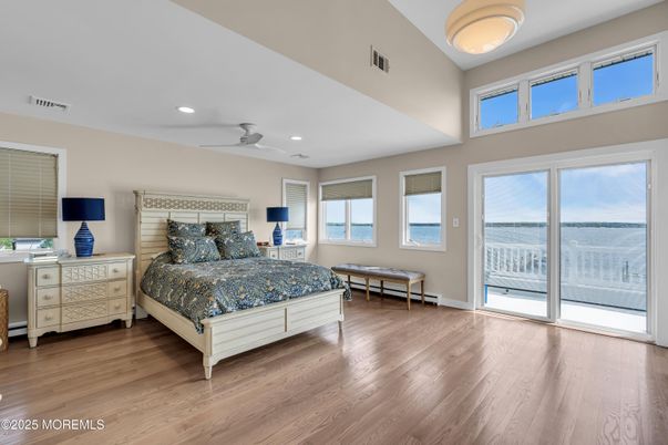 Bedroom, Interior, Recessed Lighting, Water, Wood Texture Flooring