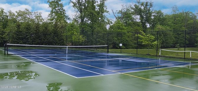 Exterior, Tennis Courts