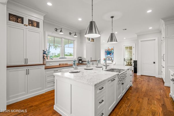 Interior, Kitchen, Pendant Lights, Recessed Lighting, Wood Texture Flooring