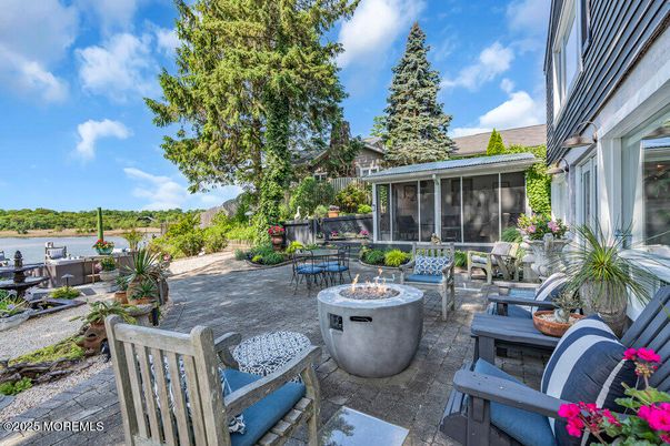 Backyard, Exterior, Water