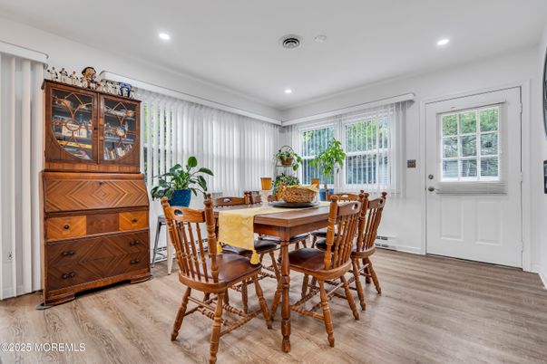 Dining room, Interior, Recessed Lighting, Wood Texture Flooring