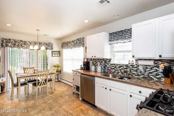Dining room, Interior, Kitchen, Pendant Lights, Recessed Lighting