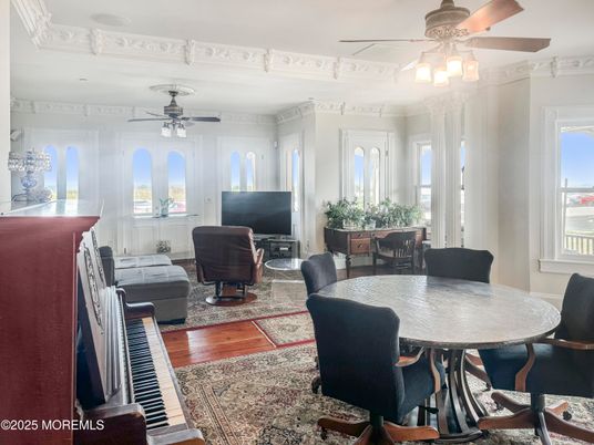 Dining room, Interior, Living room, Wood Texture Flooring