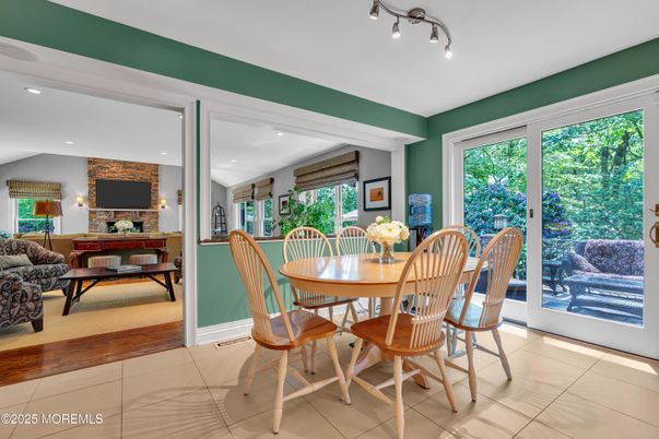 Dining room, Interior, Recessed Lighting