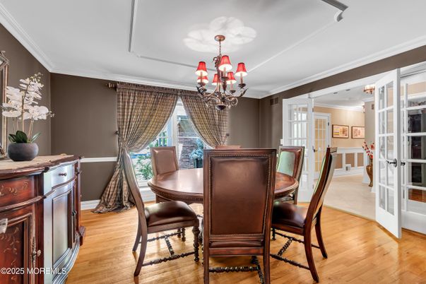 Chandelier, Dining room, Interior, Wood Texture Flooring
