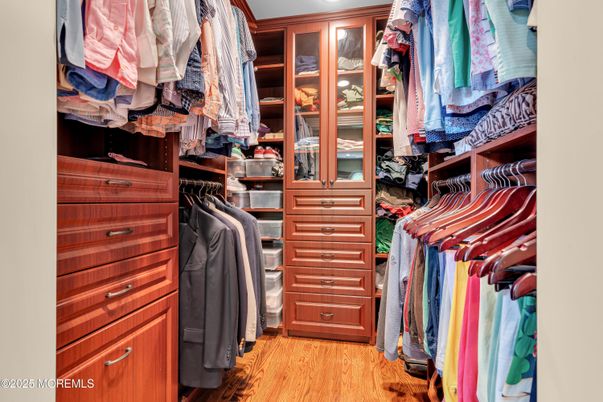 Interior, Recessed Lighting, Walk-in Closets, Wood Texture Flooring
