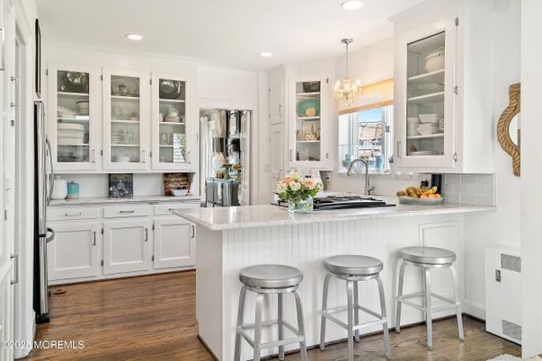Chandelier, Interior, Kitchen, Recessed Lighting, Wood Texture Flooring