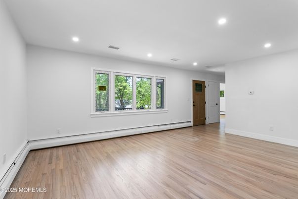 Empty room, Interior, Recessed Lighting, Wood Texture Flooring