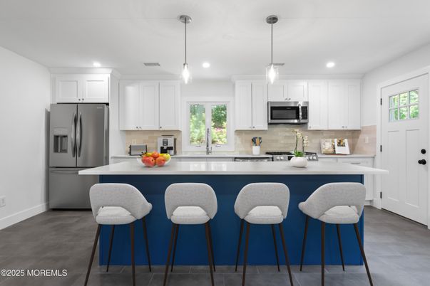 Interior, Kitchen, Pendant Lights, Recessed Lighting, Stainless Steel Appliances
