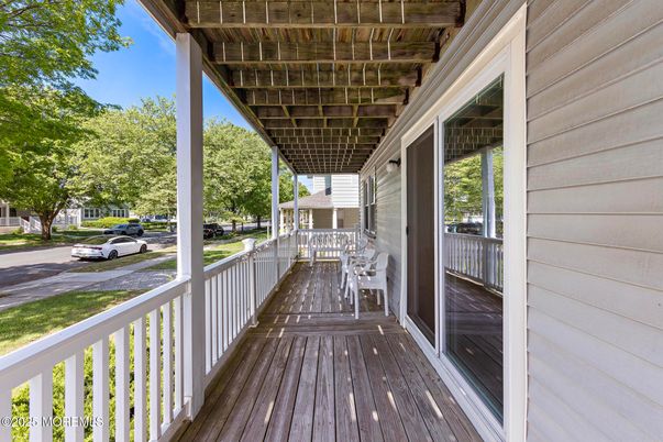 Exterior, Wood Texture Flooring