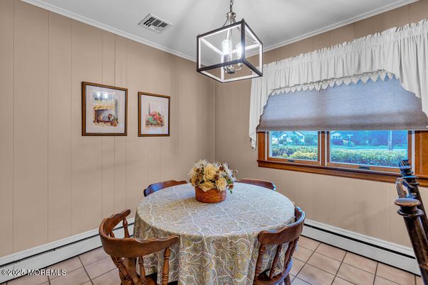 Dining room, Interior, Pendant Lights