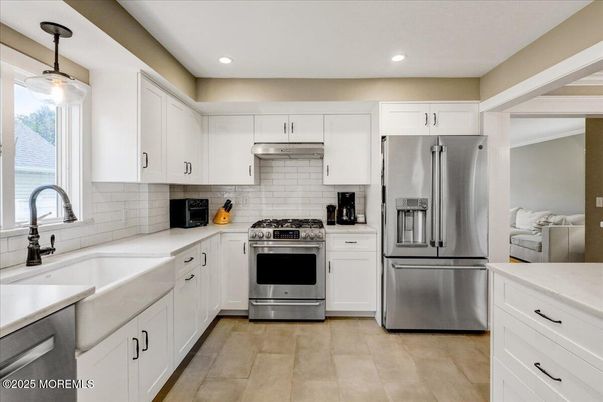 Interior, Kitchen, Pendant Lights, Recessed Lighting, Stainless Steel Appliances