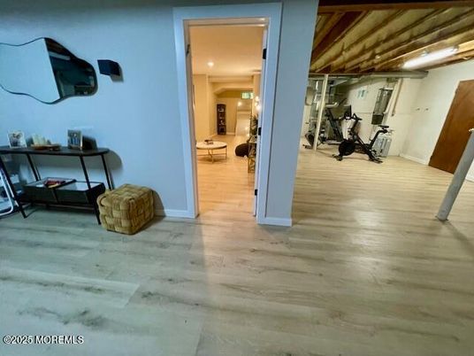Fitness Equipment, Interior, Recessed Lighting, Wood Texture Flooring