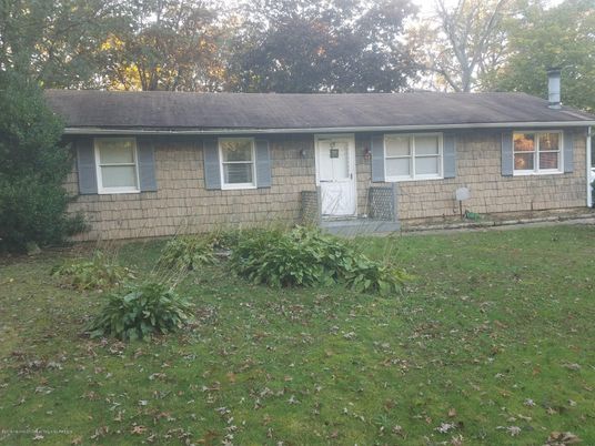 Backyard, Exterior, Facade, Ranch