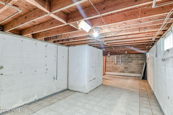 Empty room, Interior, Stone Walls, Wooden Beams, Wooden Ceilings