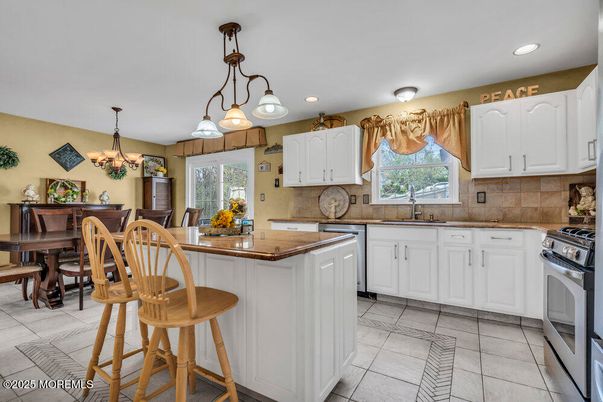 Chandelier, Dining room, Interior, Kitchen, Pendant Lights, Recessed Lighting