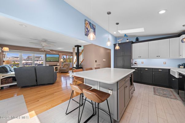 Interior, Kitchen, Living room, Pendant Lights, Recessed Lighting, Wood Texture Flooring