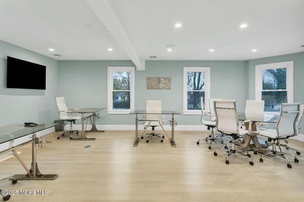 Home Office, Interior, Recessed Lighting, Wood Texture Flooring