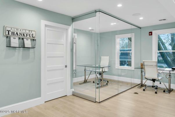Home Office, Interior, Recessed Lighting, Wood Texture Flooring